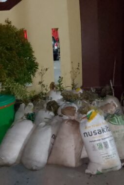Respons Cepat Laporan Warga, Polresta Gowa Amankan 750 Liter Ballo di Pattallassang